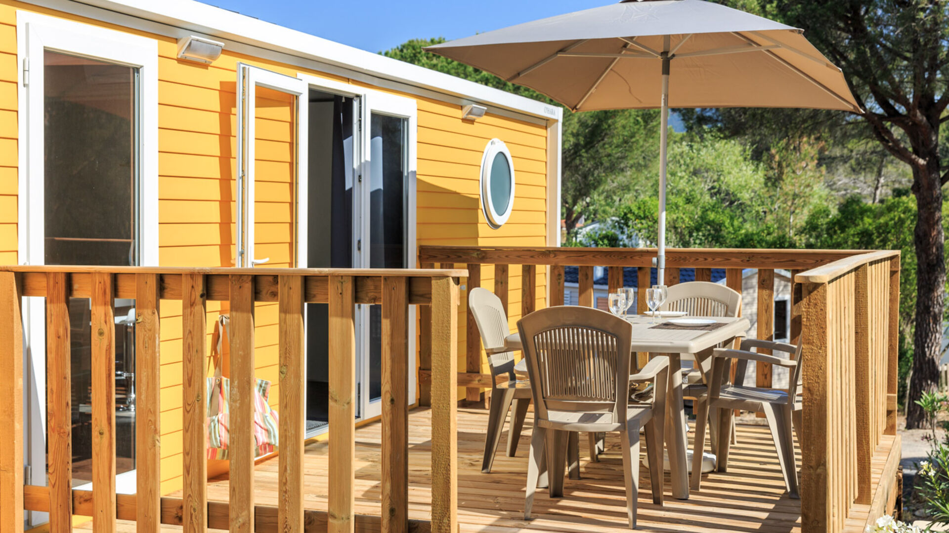location mobil home climatisé var
