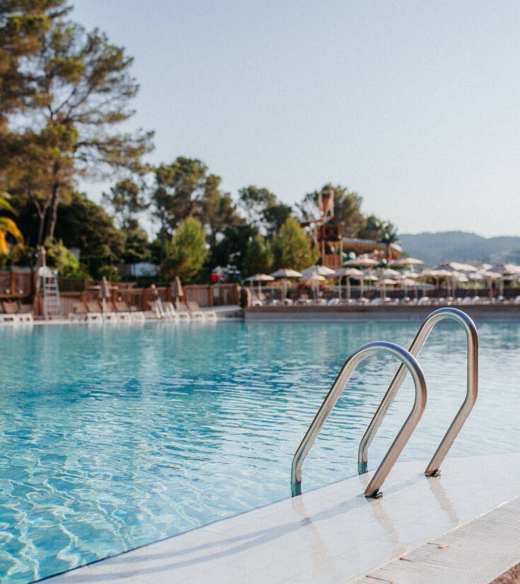 piscine camping frejus
