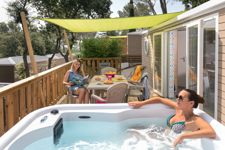 Premium Luxus Mobilheimvermietung Frejus mit Spa