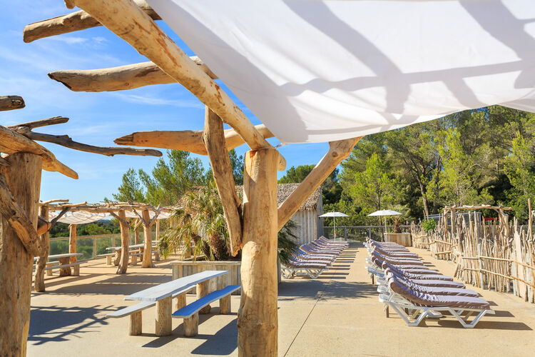 lounge bar frejus